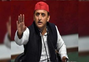 Police should wear BJP caps in police stations: Akhilesh Yadav