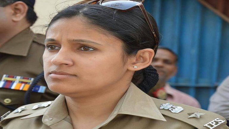 UP: IPS Alankrita Singh, who is on leave without permission, suspended