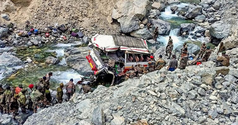 Army truck falls into gorge in Sikkim, 16 soldiers martyred