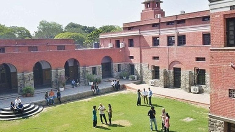 Orphan children to be able to study in DU sans paying fees