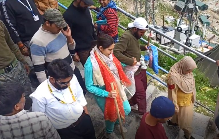 Bollywood actress Sara Ali Khan undertakes Amarnath Yatra amid tight security