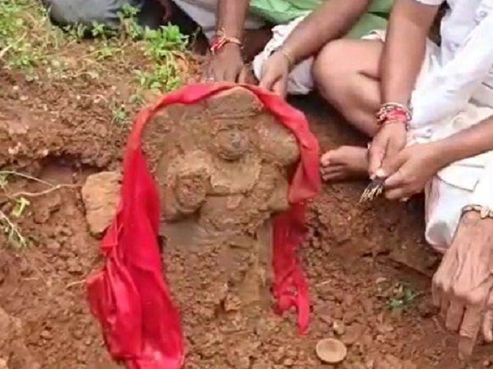 2.5 feet idol of Bajrang Bali unearthed during excavation