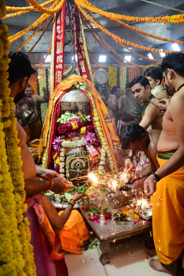 Deepawali celebration starts with special ‘Bhasma Aarti’ at Mahakaleshwar Jyotirlinga temple in Ujjain