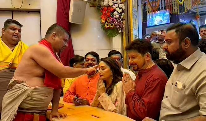 Madhuri Dixit pays obeisance at  Siddhivinayak temple ahead of ‘Panchak’ release