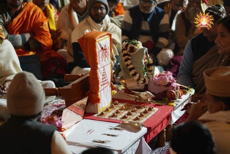 Ayodhya: Shri Ram Lalla reaches the temple amidst resonating of Vedic mantras