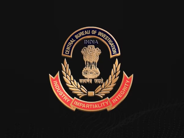 CBI arrests DRM of South Division Central Railway on charges of bribery, 6 more detained