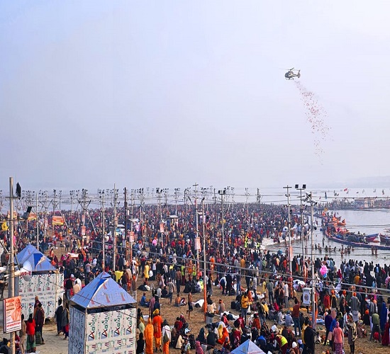 Devotees throng Prayagraj Mahakumbh, over 46.64 lakh people take holy dip till 8 am on Monday, vehicular movement, protocols banned till ‘Amrit Snan’