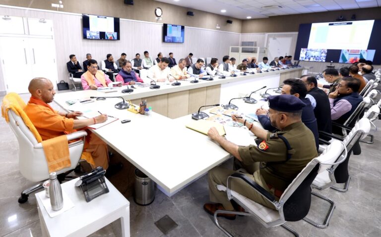 CM Yogi holds meeting with UP State Road Safety Council in Lucknow, directs to construct hosps on e-ways, checks on e-rickshaws & more