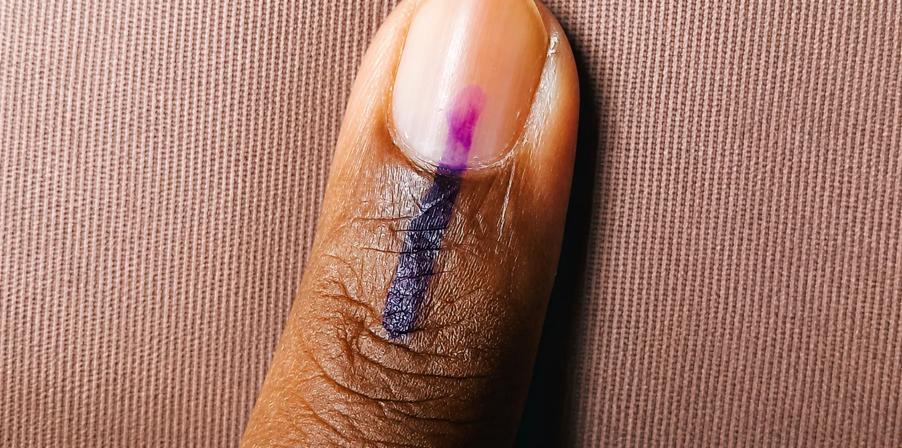 Election_mark_on_index_finger