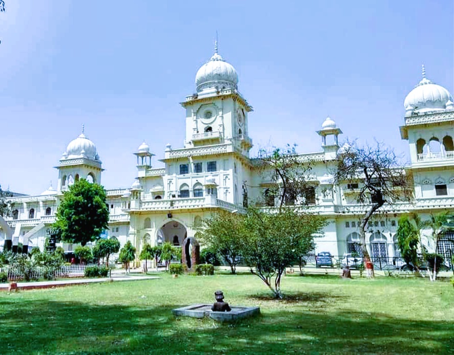 Lucknow University